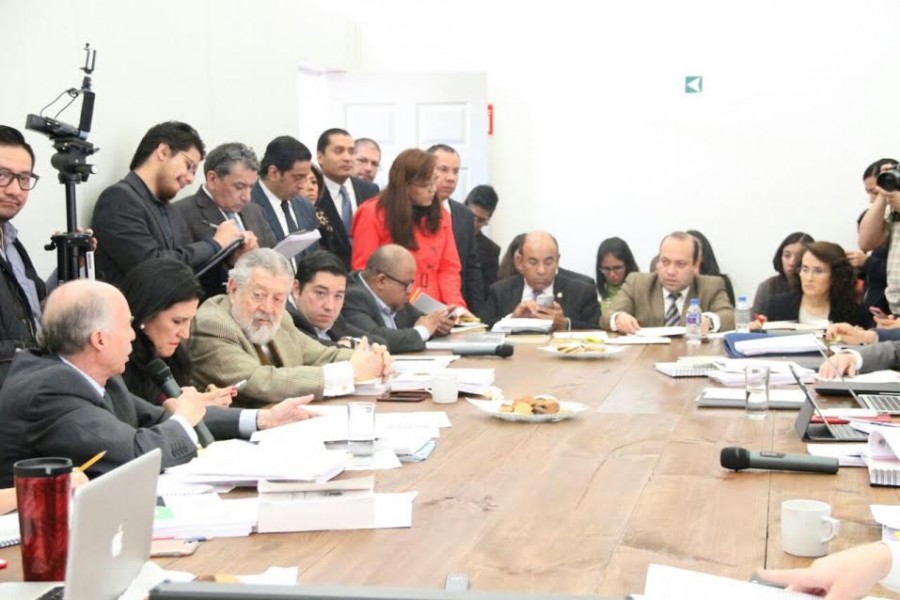 Lunes de disensos en la Asamblea Constituyente, que detuvieron el proceso de dictaminación