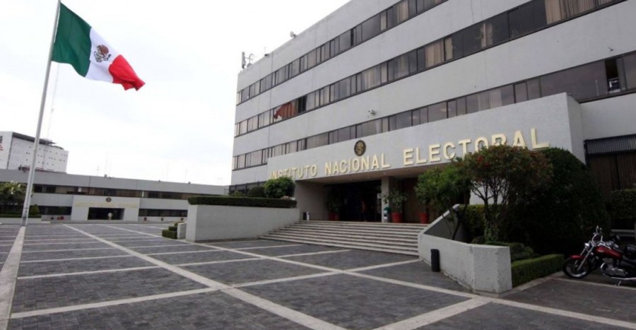 Exigen ante el INE anular Estatuto y realizar elecciones en el PRD