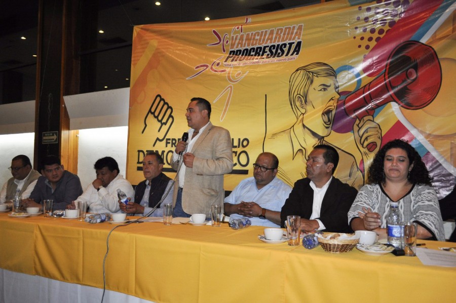 Vanguardia Progresista postula a Mancera como candidato presidencial del FAD
