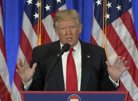 México pagará el Muro con impuestos o reembolsos, afirma Trump; Peña dice no