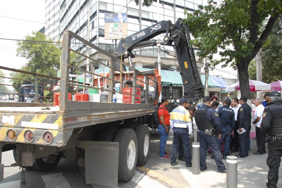 Retiran ambulantes del Metro Chilpancingo