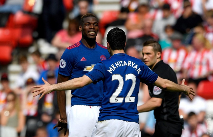 Manchester United golea al Sunderland