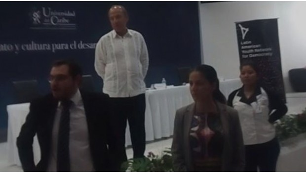 Felipe Calderón es acusado de asesino