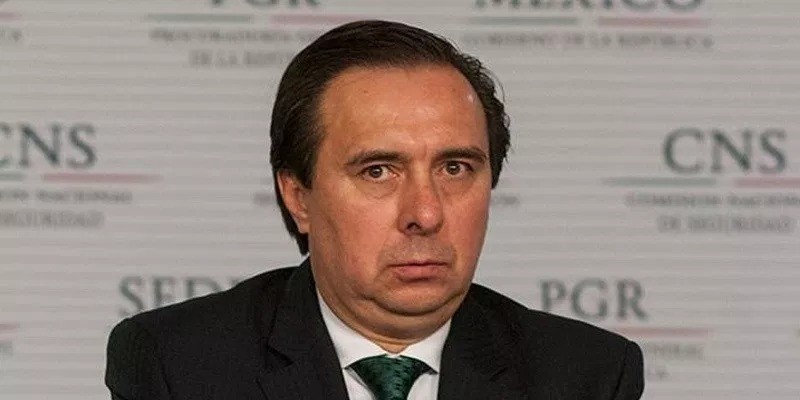 Ordena jueza reinstalar escolta a Tomás Zerón