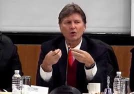 Comparece ante diputados el secretario de Turismo,?Enrique de la Madrid
