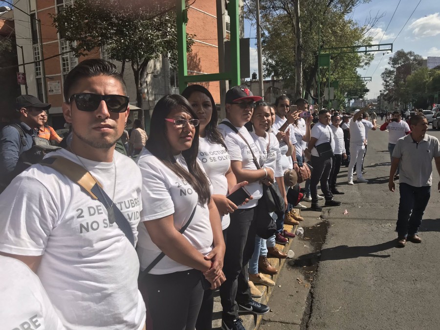 Asegura Gobierno de la CDMX que funcionó el cinturón de paz en marcha del 2 de octubre