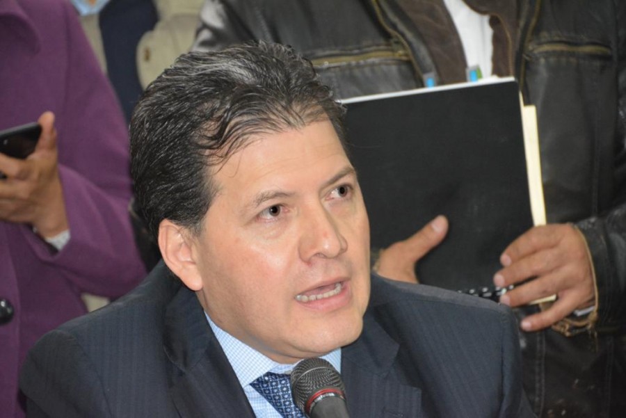 Morena avala la creación de auditores a modo en la CDMX