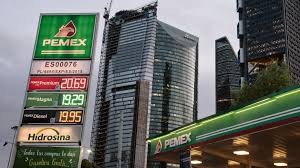 Encargada de las compras de Pemex en EU es hija del secretario particular de AMLO