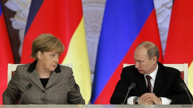 Se reúnen Putin y Merkel