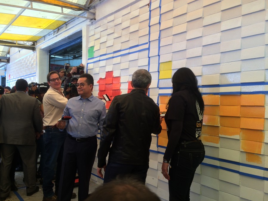 Inicia Mancera proyecto Pintemos mi mercado en Iztapalapa
