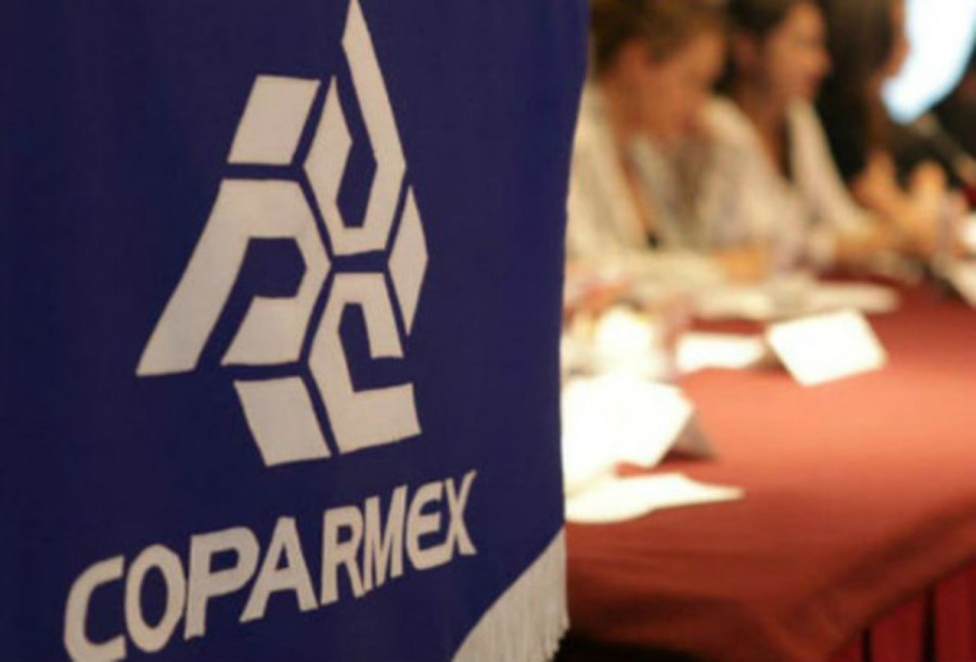 Peña presenta acuerdo de Fortalecimiento Económico; Coparmex no lo firma