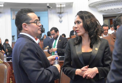 Política en Ciudad Capital (26/706/17)