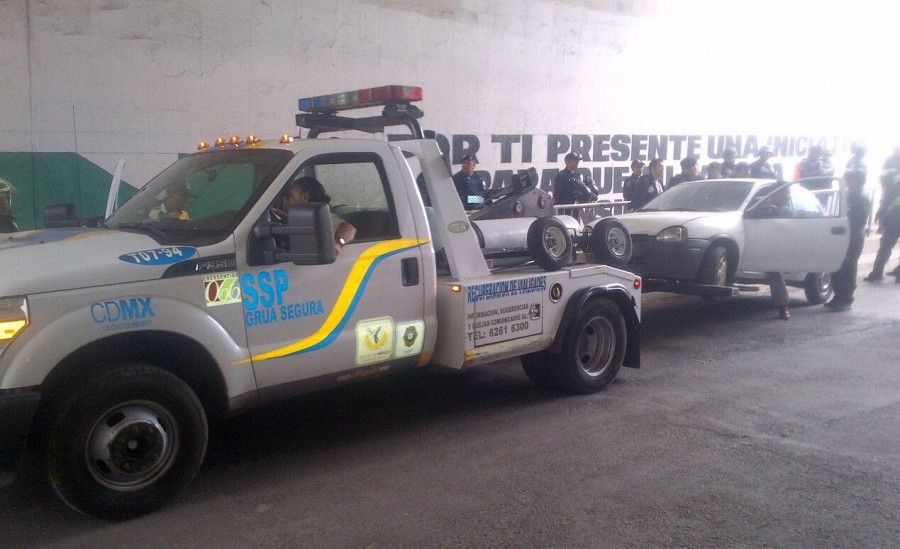 Semovi realiza operativo contra taxis pirata