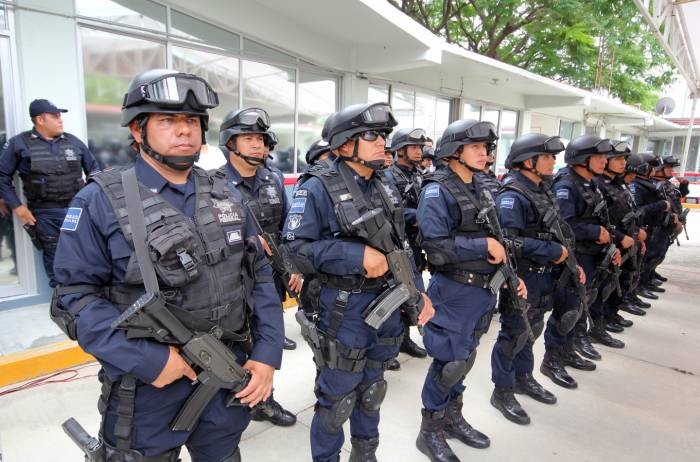 Capacitan en DDHH a policías federales