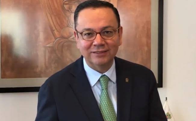 Germán Martínez presenta renuncia al IMSS; acusa a SHCP de afectar la salud de los mexicanos