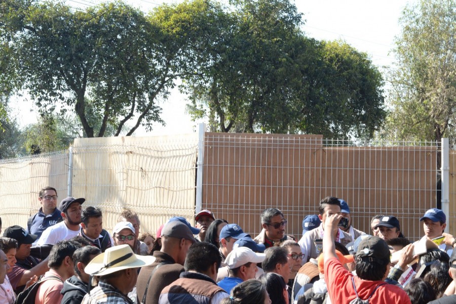 Secuestra Morena a empleados del Invea