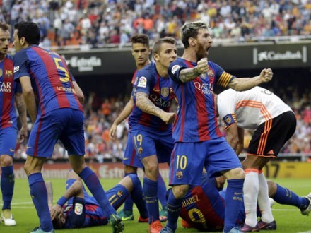 Vence Barcelona a Valencia a domicilio