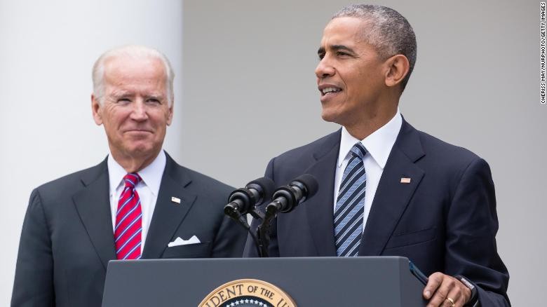 Obama va a anunciar su apoyo a Biden, según fuente cercana al expresidente