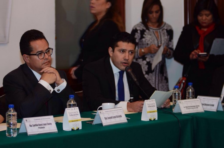 Proponen revisar presupuesto educativo en Constitución CdMx
