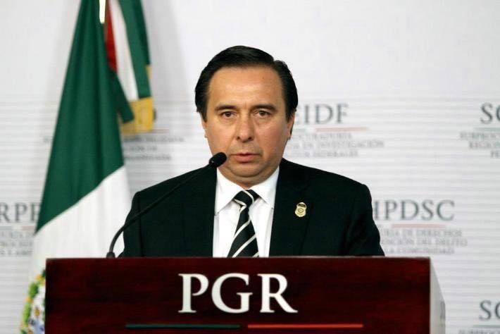 Renuncia Tomás Zerón a PGR