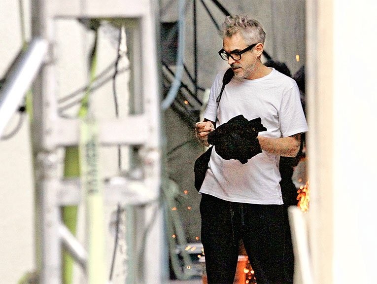 Agreden a Alfonso CuarÃ³n personal de la CuauhtÃ©moc