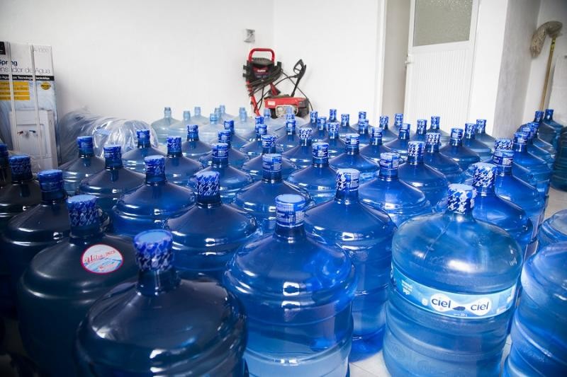 Compra Congreso de la CDMX garrafones de agua a sobreprecio