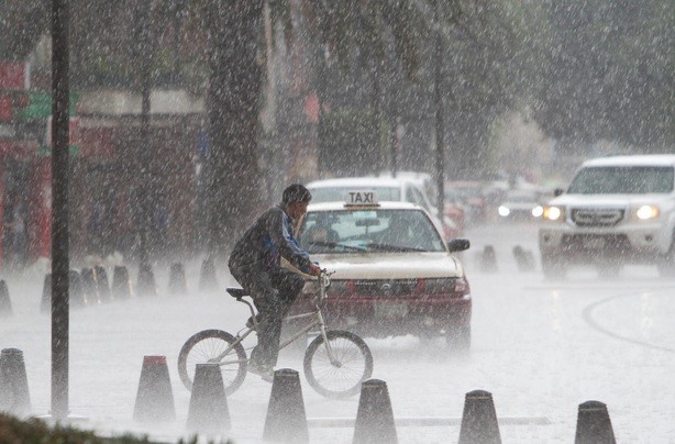 Prevén lluvia en Ciudad de México