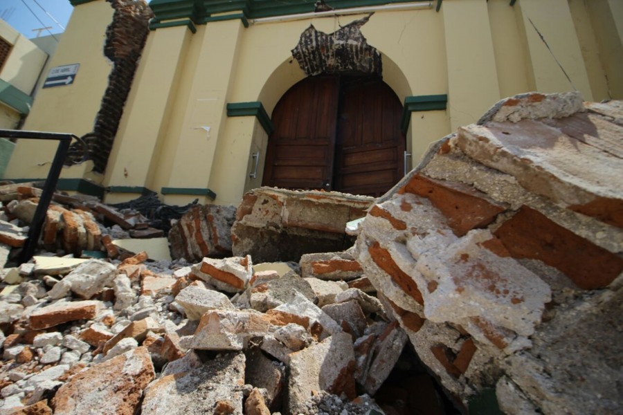 Asciende a 95 el número de muertos tras sismo en México; Oaxaca el estado más afectado
