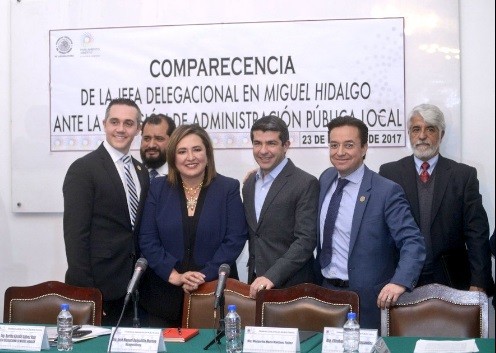 Continúan acusaciones entre Xóchitl Gálvez y Víctor Hugo Romo