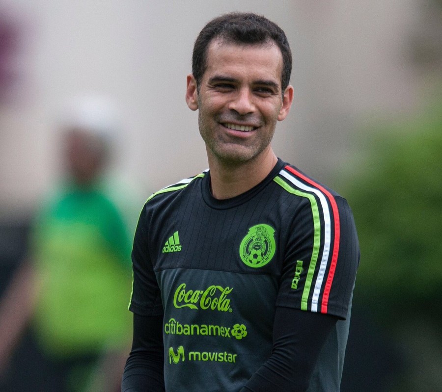 Rafael Márquez rinde declaración ante la PGR
