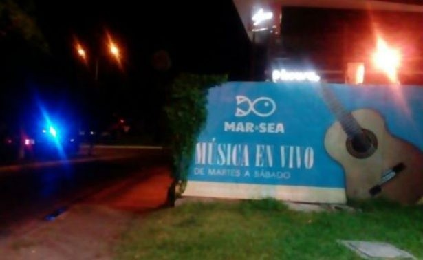 Grupo armado secuestra a 15 personas en restaurante de Culiacán
