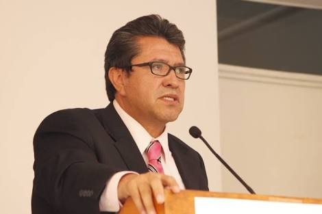 Ofrece Monreal a trabajadores entrar a caja de ahorro y darles 250 pesos