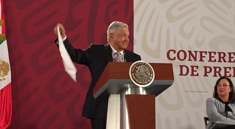 Asegura AMLO que hay bandera blanca en corrupción