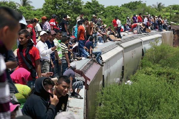 Día del ferrocarrilero en honor a Jesús García Corona el 