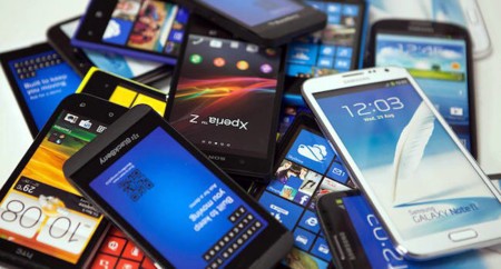 PAN contra padrón nacional de telefonía móvil