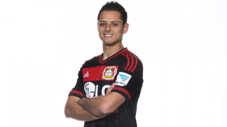 Impone récord El Chicharito en la UEFA Champions League