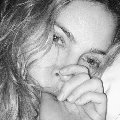 Madonna ofrece sexo oral a los votantes de Hillary