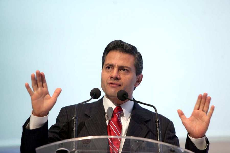 El gobierno de EPN tomó en secreto 240 mil mdp: Huffington Post