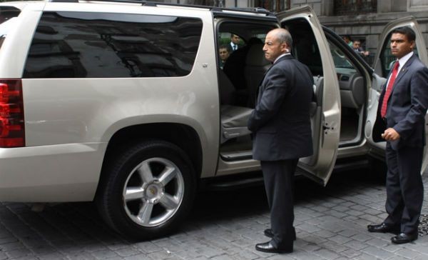 Regulan a escoltas y guardaespaldas en la CDMX