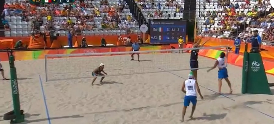 Dupla varonil de voleibol de playa gana su primer encuentro
