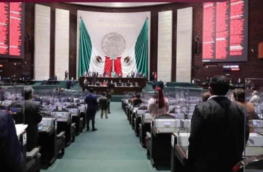 Diputados avalan reforma eléctrica enviada por AMLO