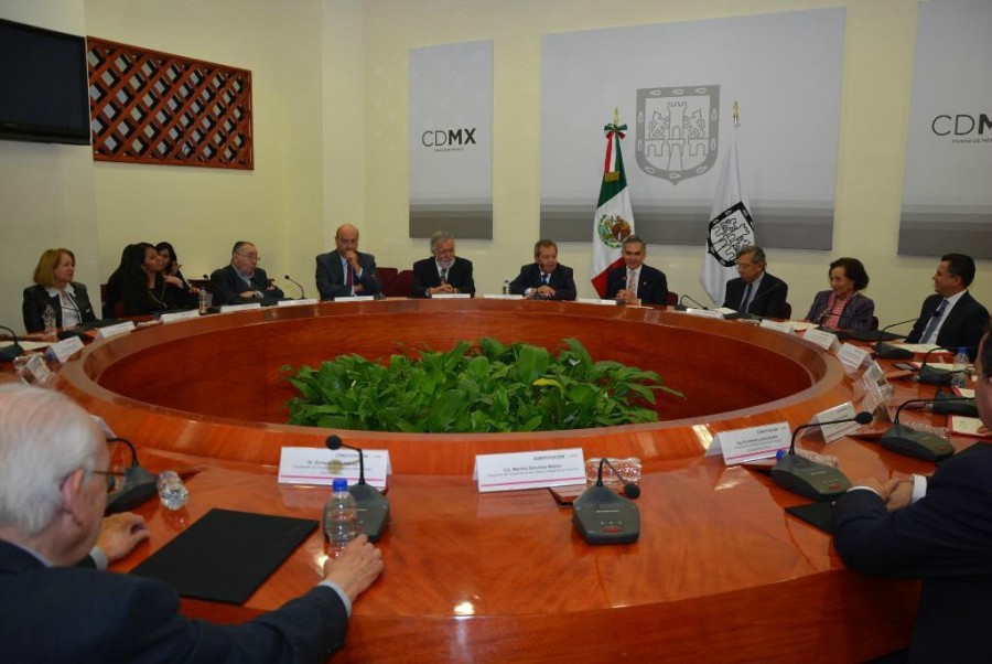 Reconocen a grupo redactor de la ConstituciÃ³n CdMx