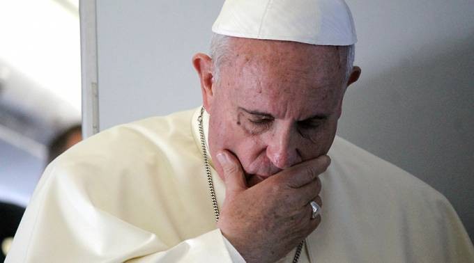 El Papa reduce sanciones a pederastas