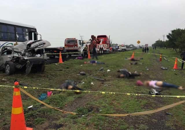Seis muertos tras choque en el Circuito Exterior Mexiquense