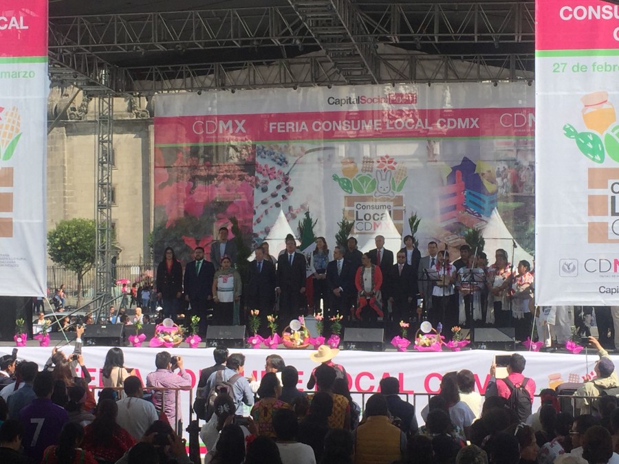 Inaugura Mancera Feria Consume Local CDMX