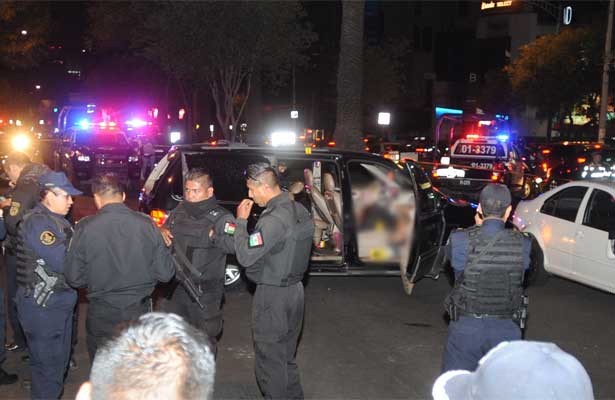 Persecución y balacera sobre el Periférico en el Estado de México
