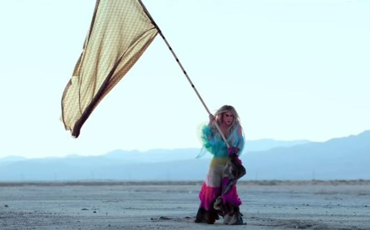 Tras 4 años de ausencia, Kesha regresa con nuevo tema: Praying