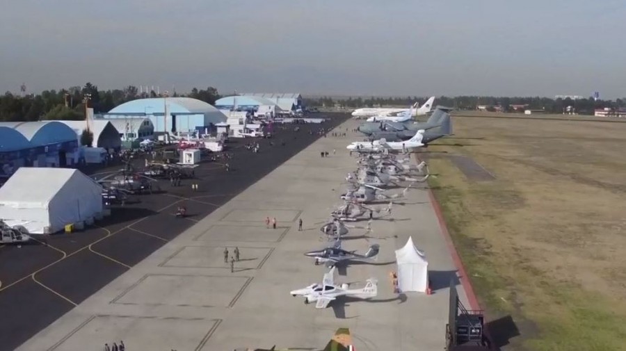 AMLO dice que construcción del nuevo aeropuerto en Santa Lucía no se suspende