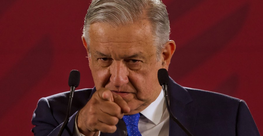 Amenaza AMLO con acusar a encapuchados que hagan destrozos con sus mamás y abuelos