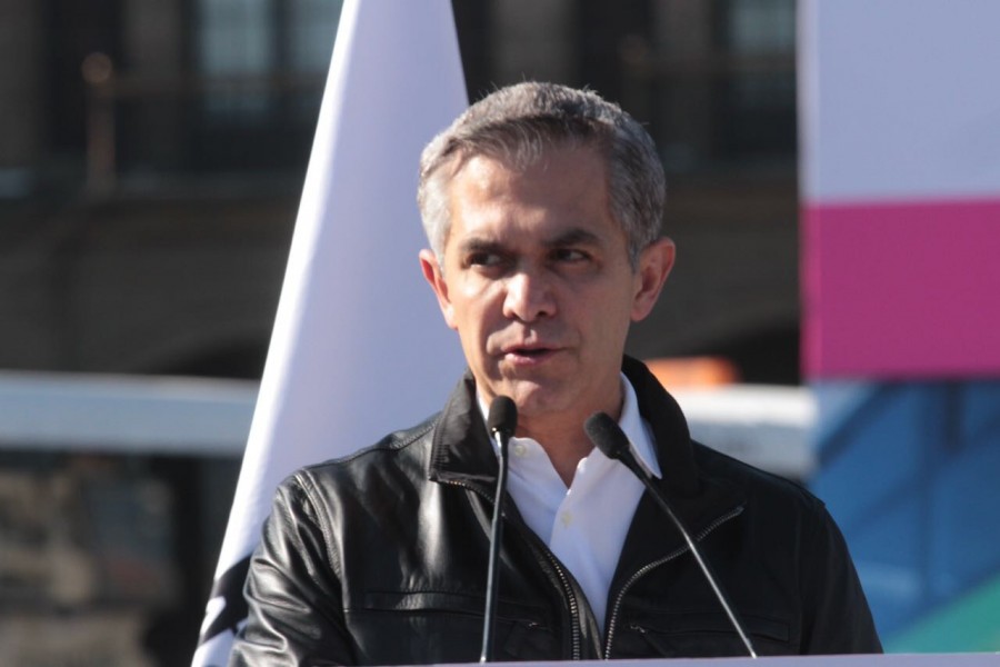 Festeja Mancera que no haya plebiscito para Constitución CdMx
